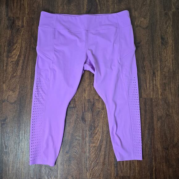 Athleta Contender Laser Cut 7/8 Tight (x2) + Salutation Capri NWT - XXL - Picture 5 of 11